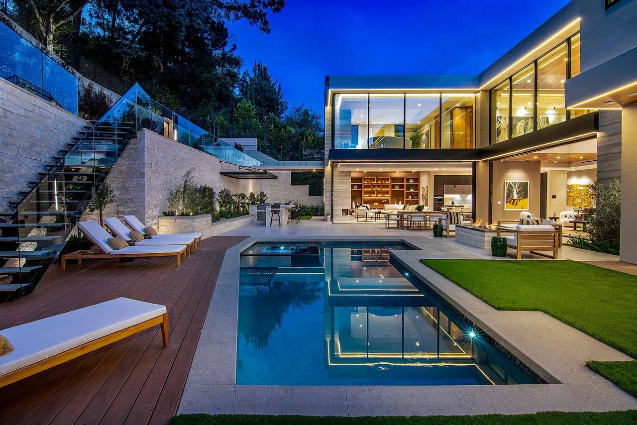 Tour a stunningly elegant Beverly Hills home with dreamy outdoor living