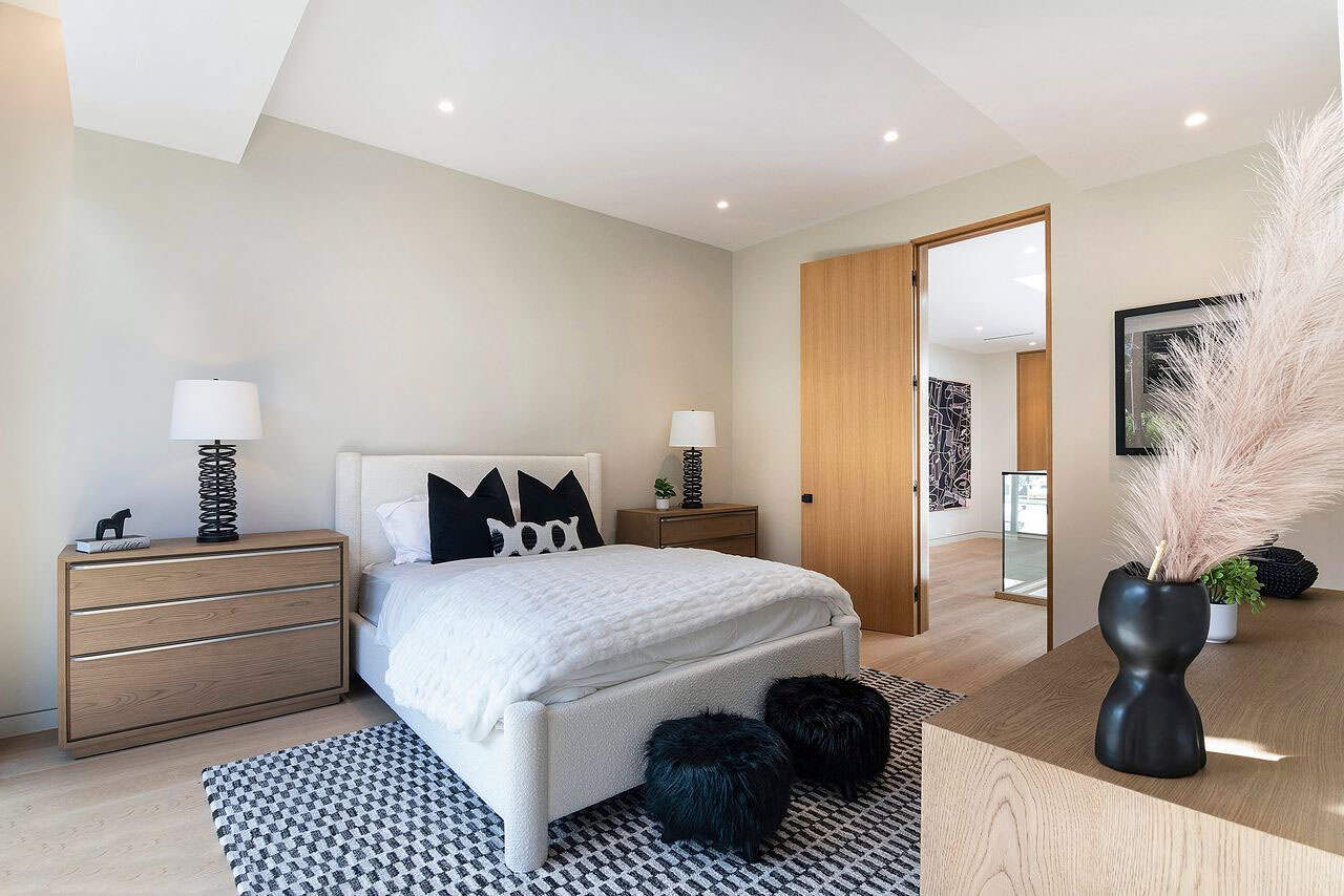 modern bedroom