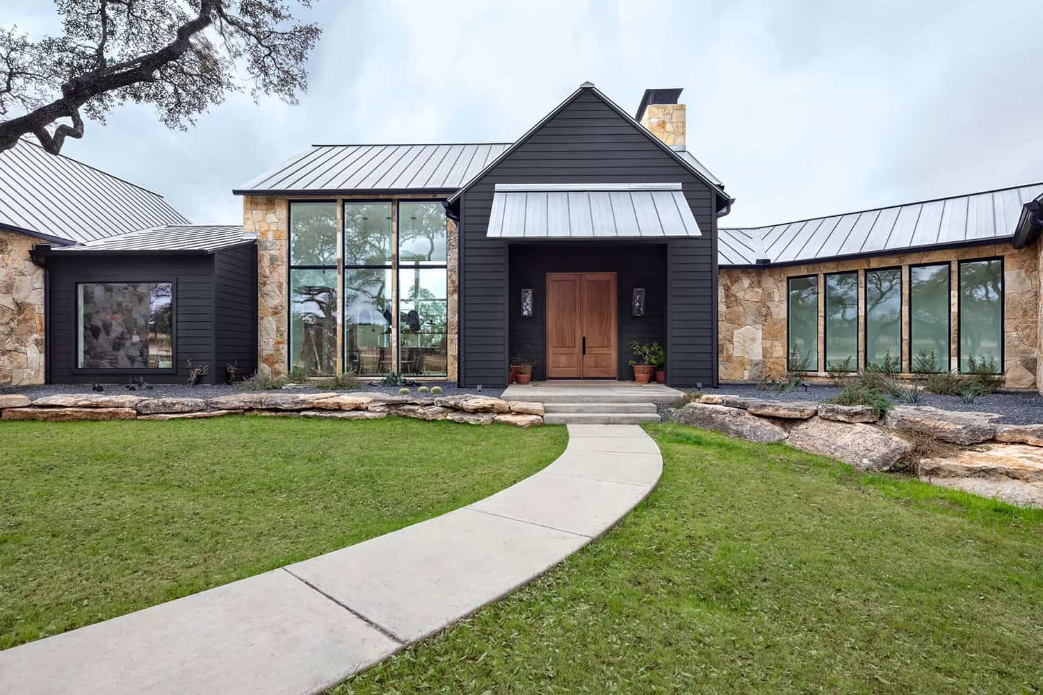modern farmhouse exterior