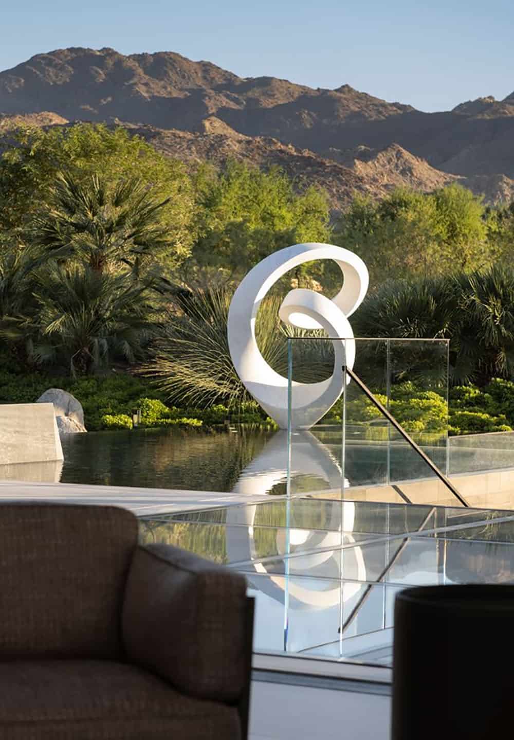modern luxury house exterior with a reflecting pool