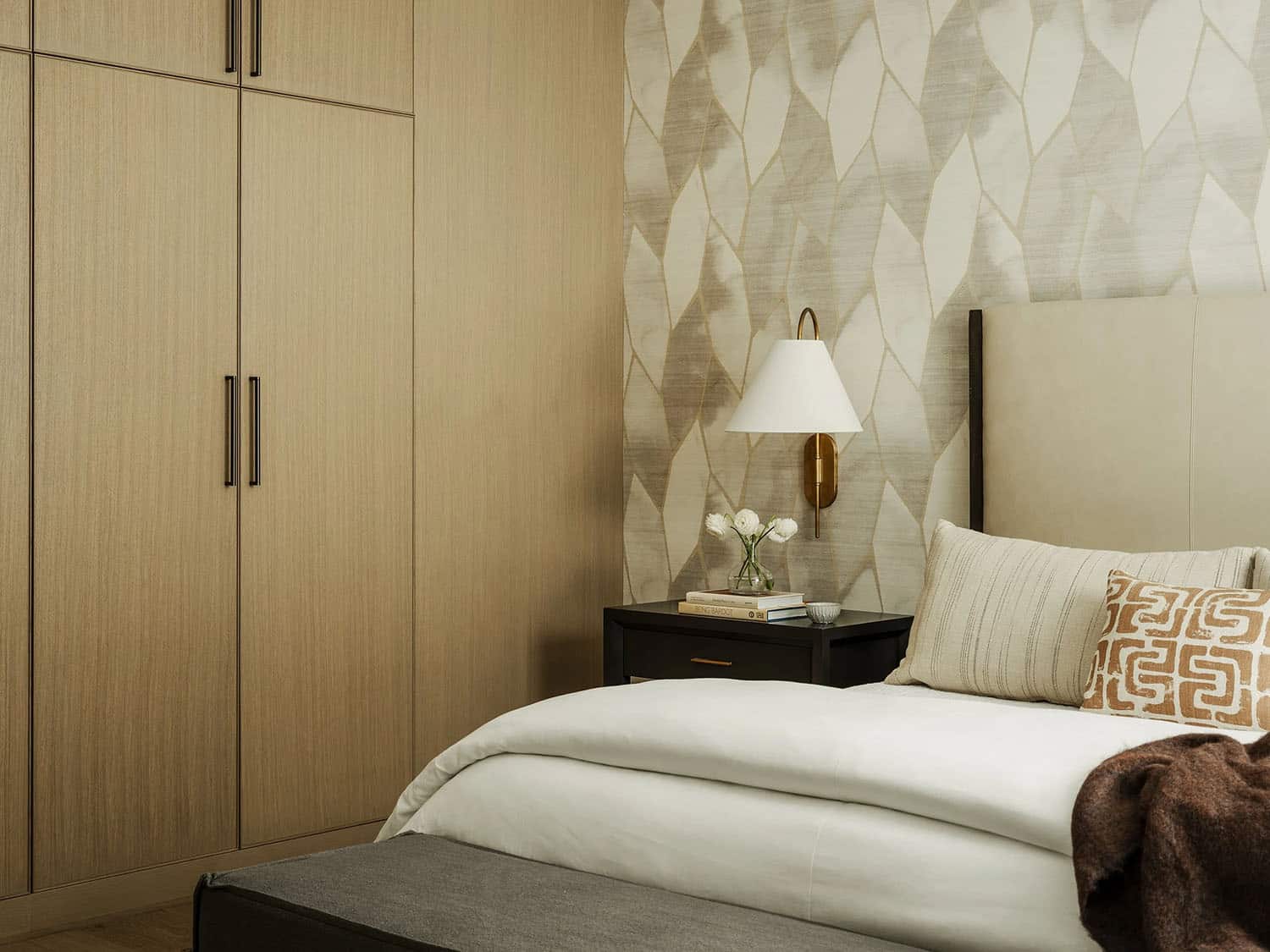 organic modern bedroom