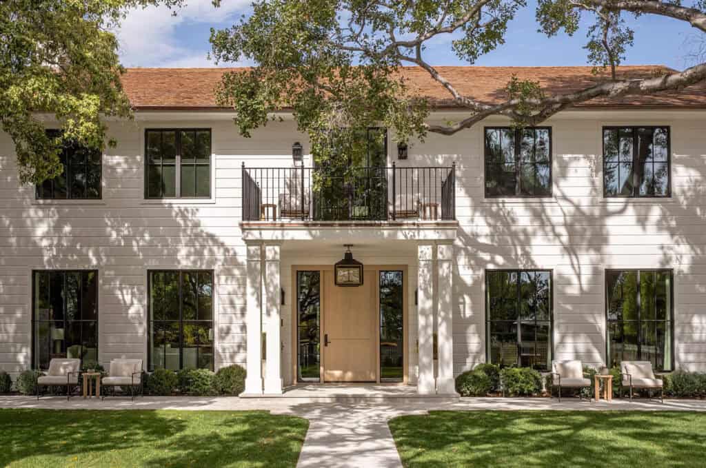 This historic Pasadena home gets beautifully restored with Southern charm