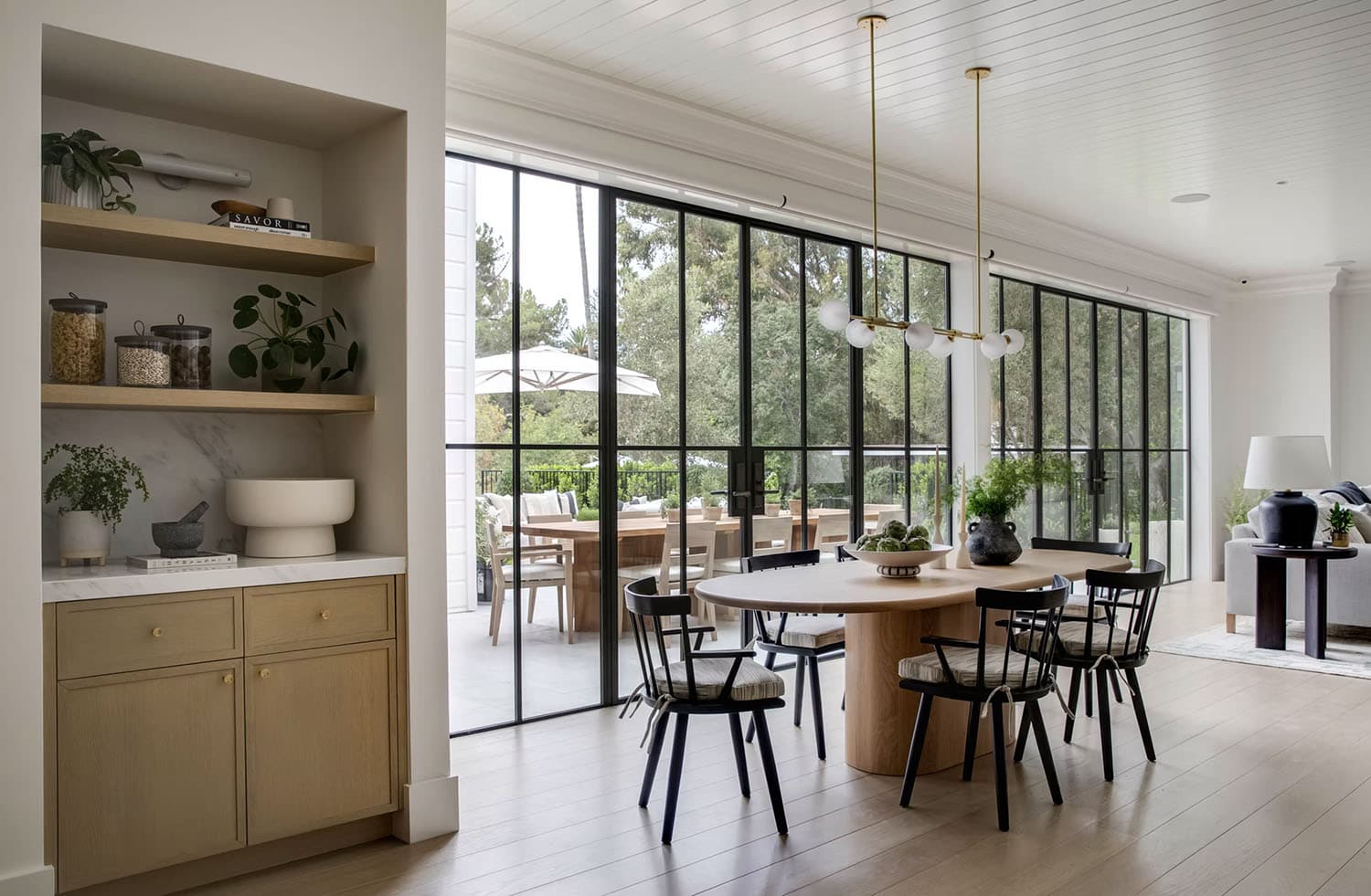 transitional style dining room