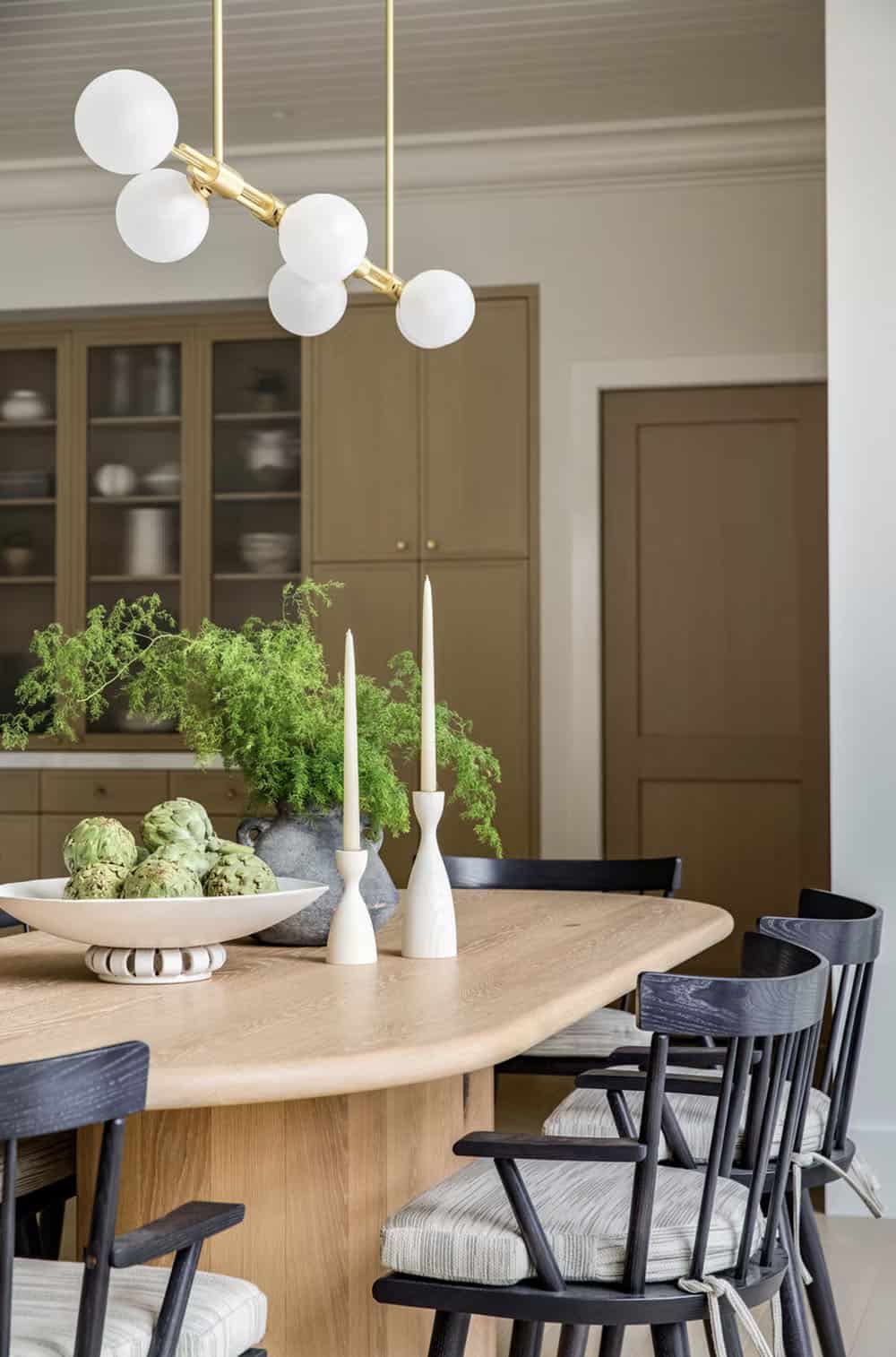 transitional style dining room