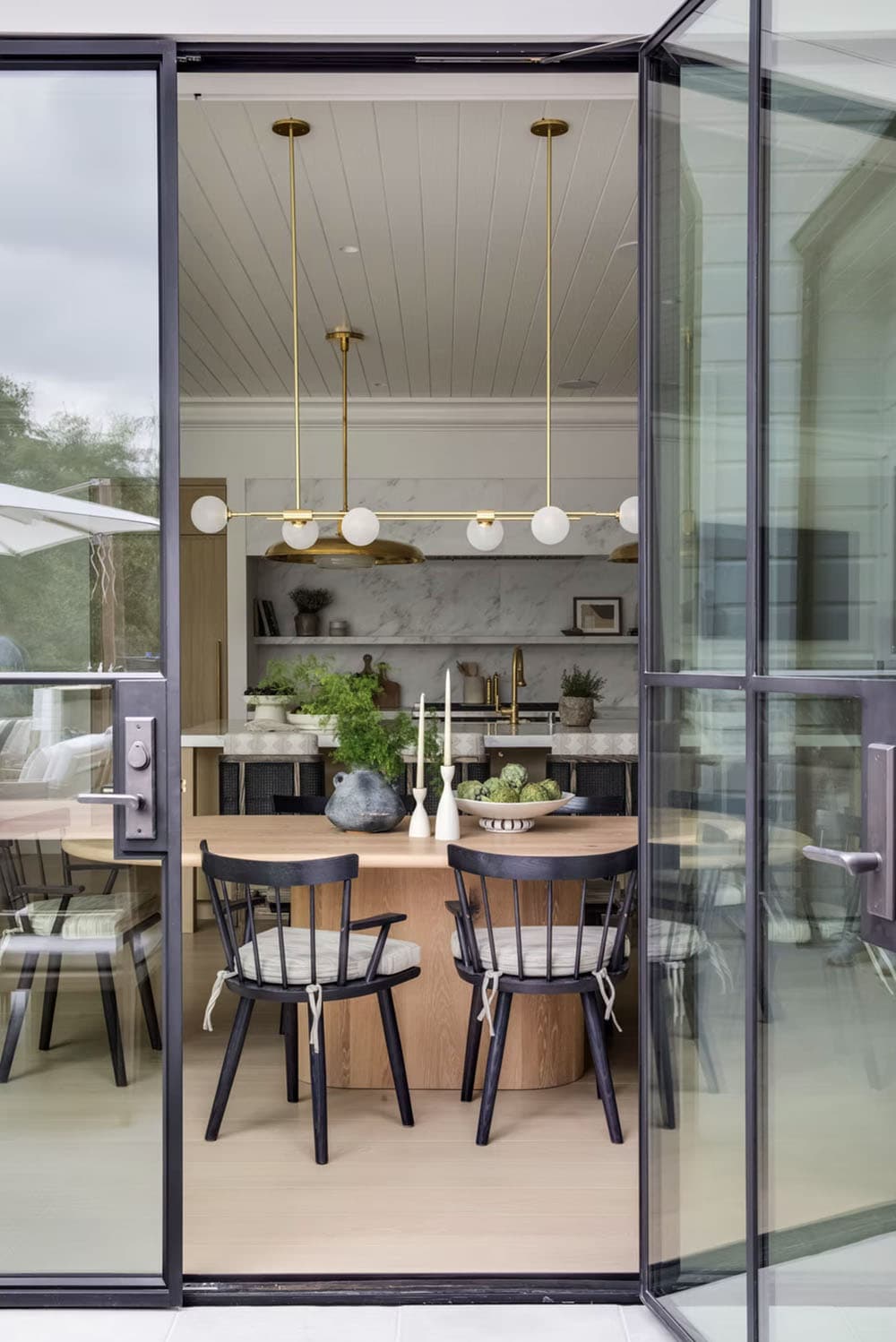 transitional style dining room