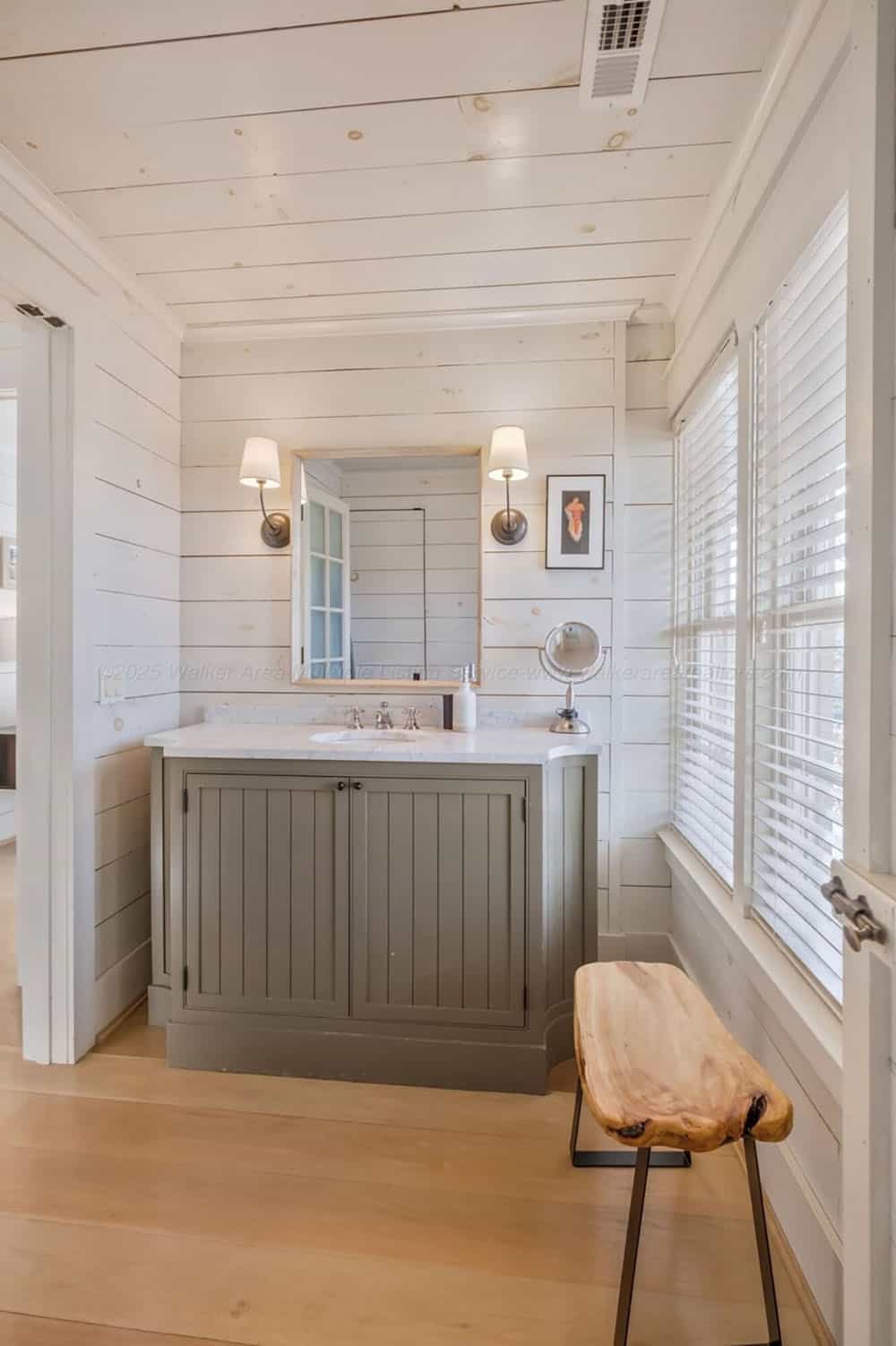 contemporary guest bathroom