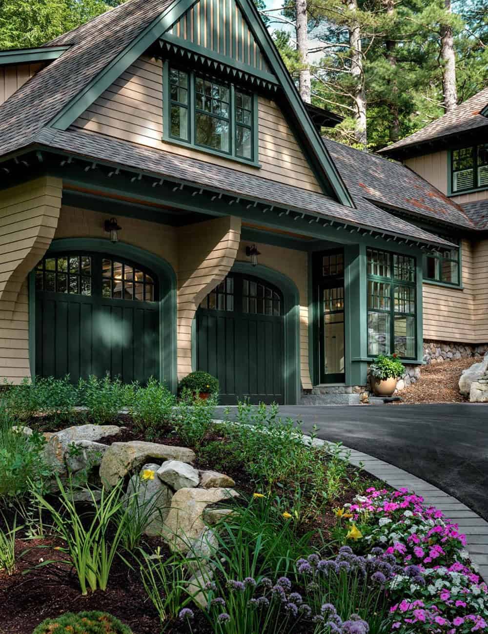 craftsman style lake house exterior