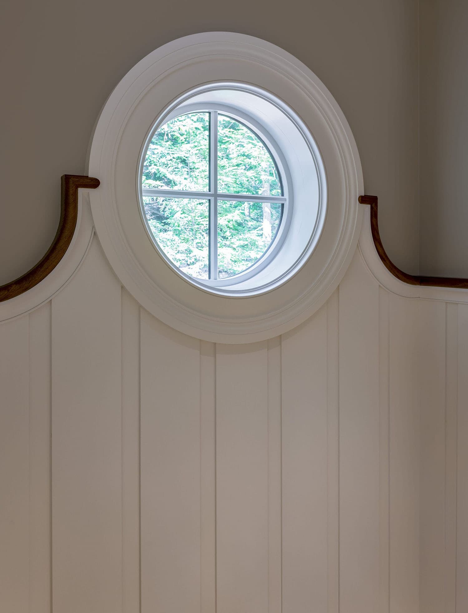 traditional style bedroom window