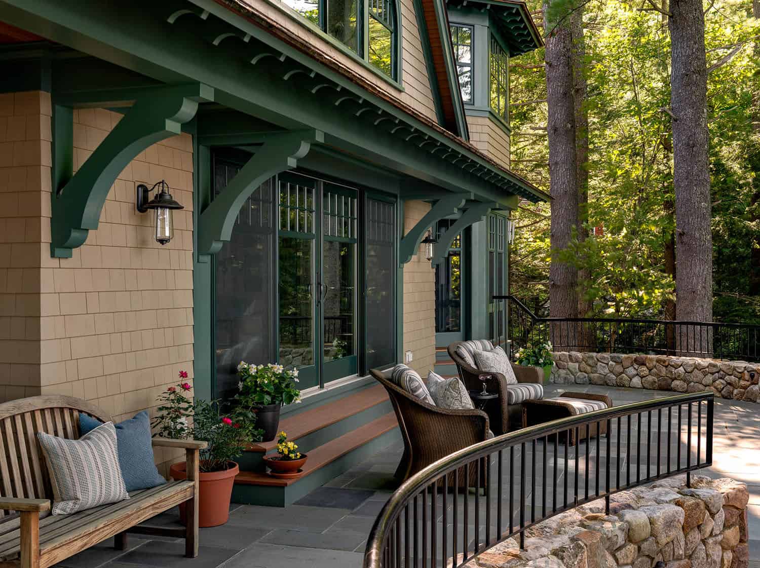 craftsman style lake house exterior