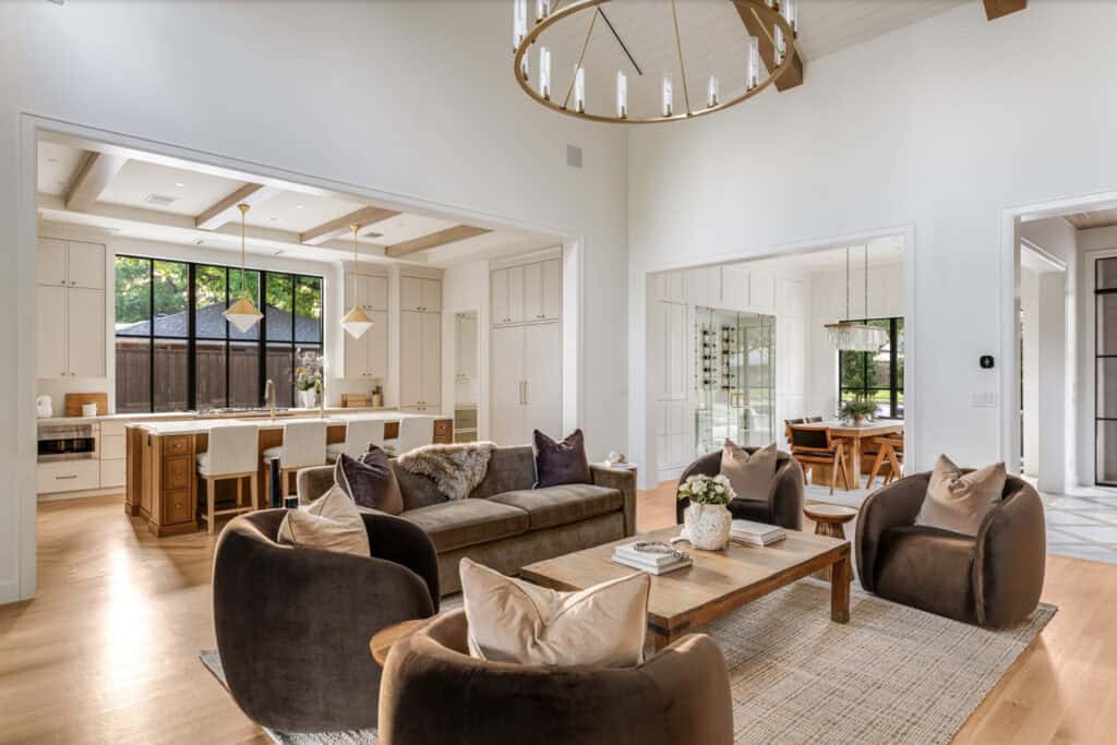 Tour this stunning Texas home that blends timeless elegance with modern ...