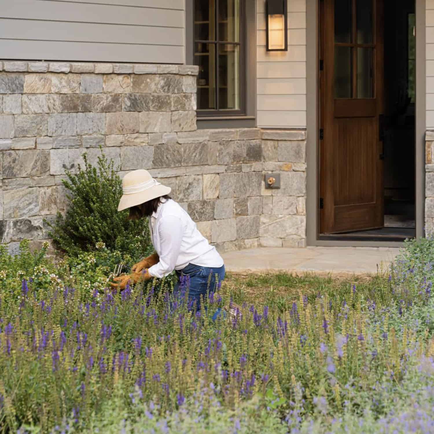 transitional style mountain home exterior landscape