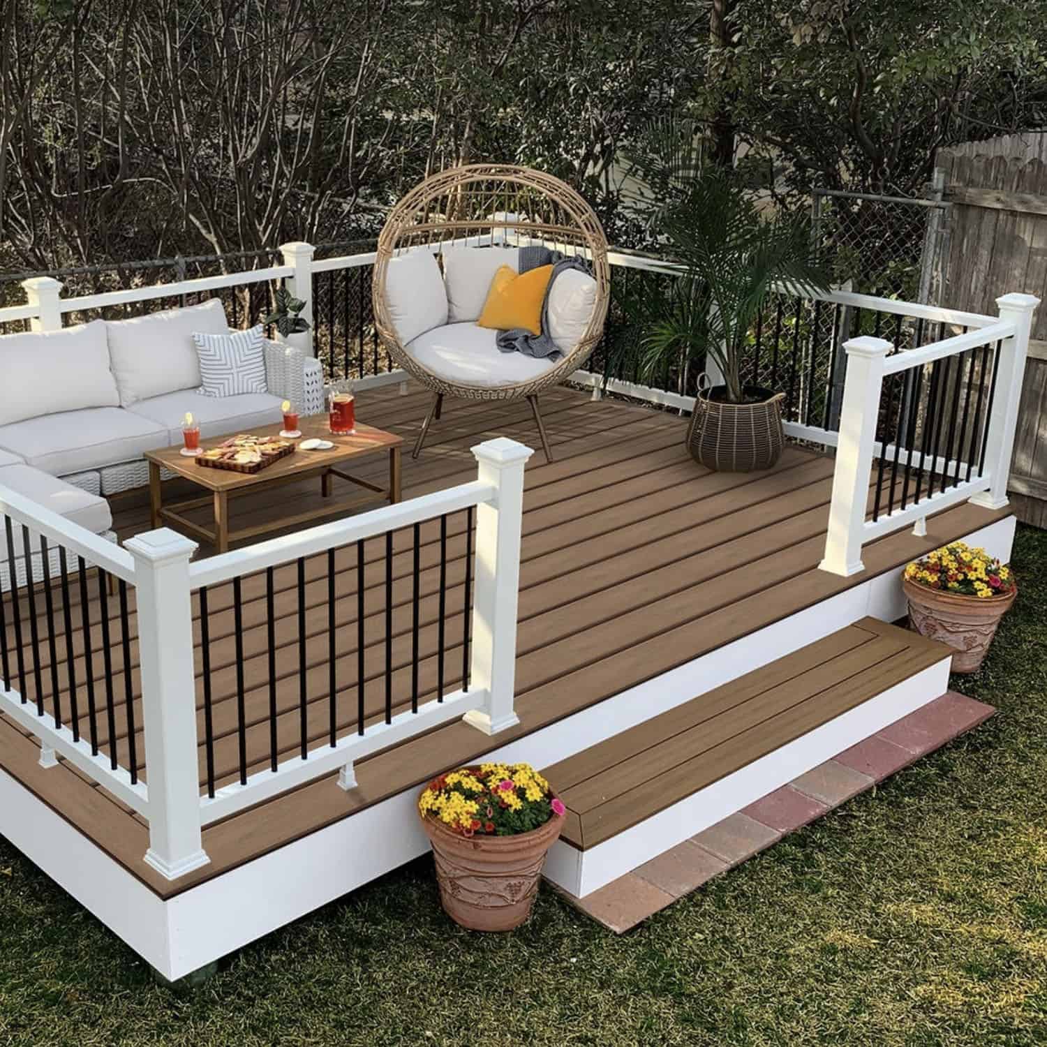 freestanding deck with outdoor furniture