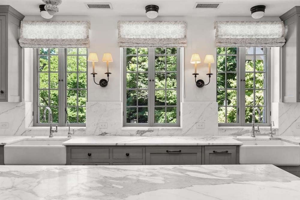 traditional style kitchen