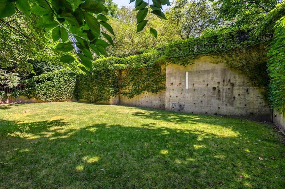 stone house exterior backyard landscape