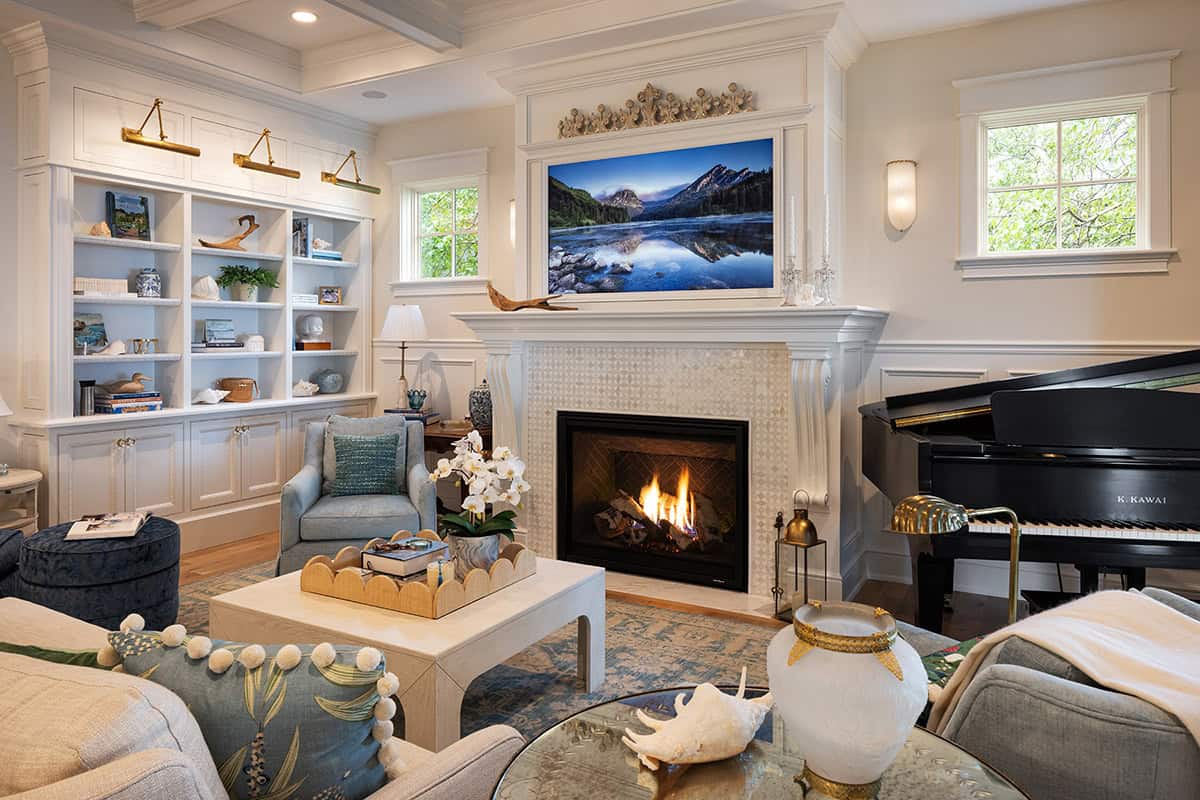 coastal cottage-style living room