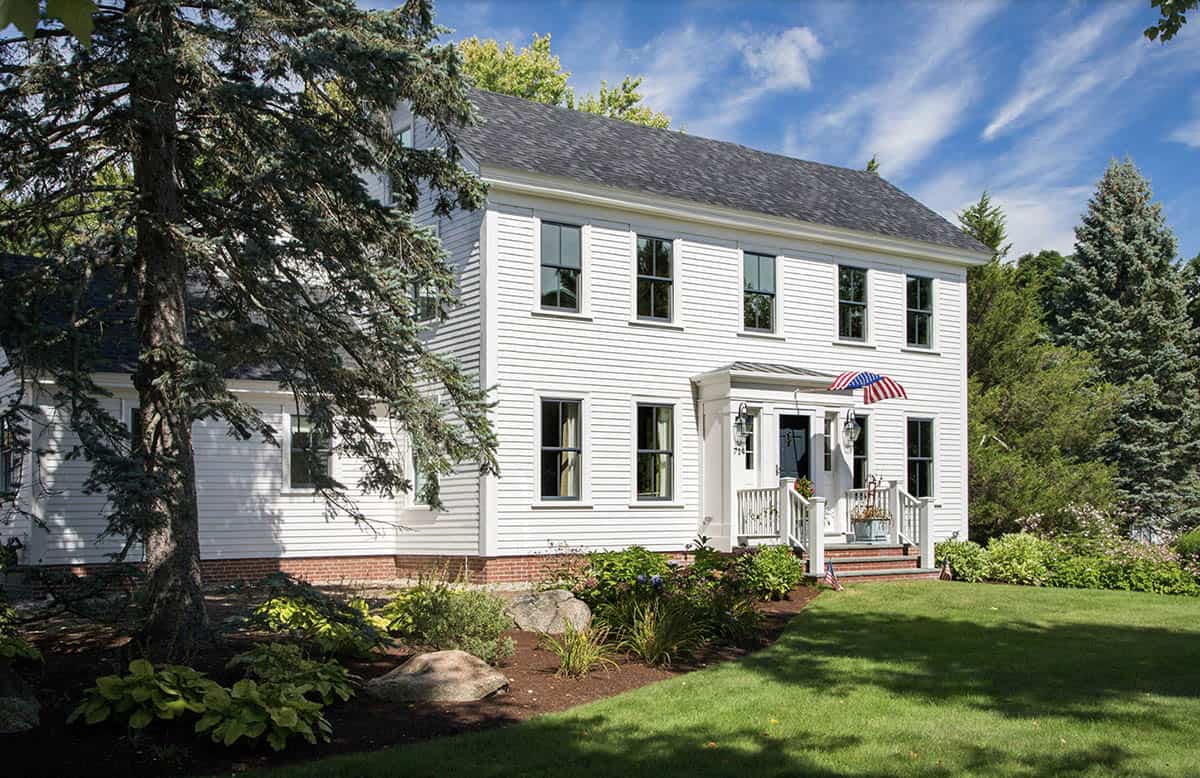 farmhouse style home exterior