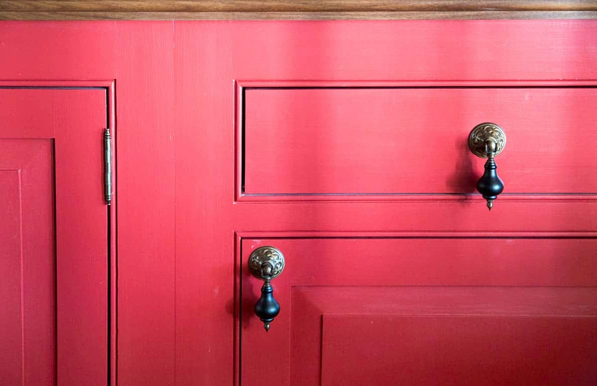 farmhouse style kitchen cabinet detail
