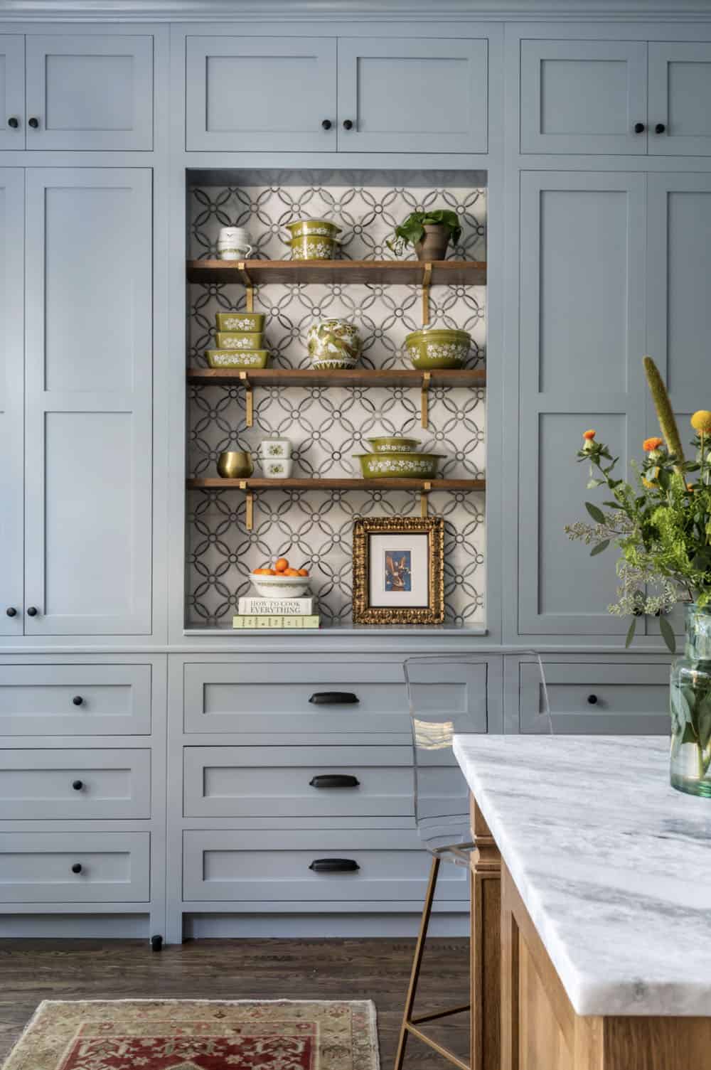 transitional style kitchen 