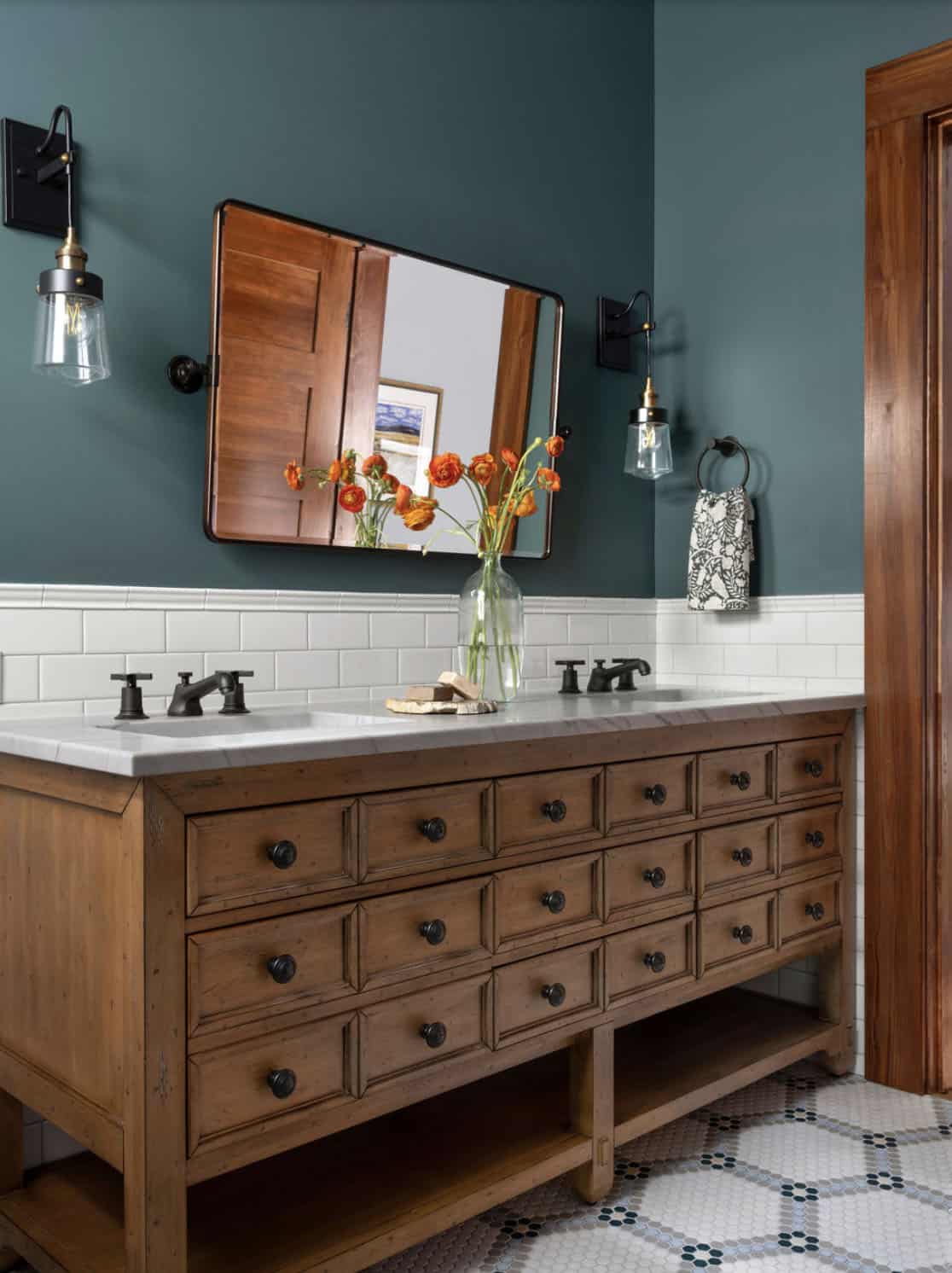 Craftsman Bathroom