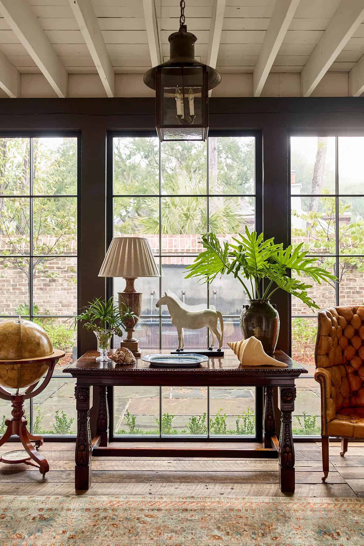 traditonal style console table
