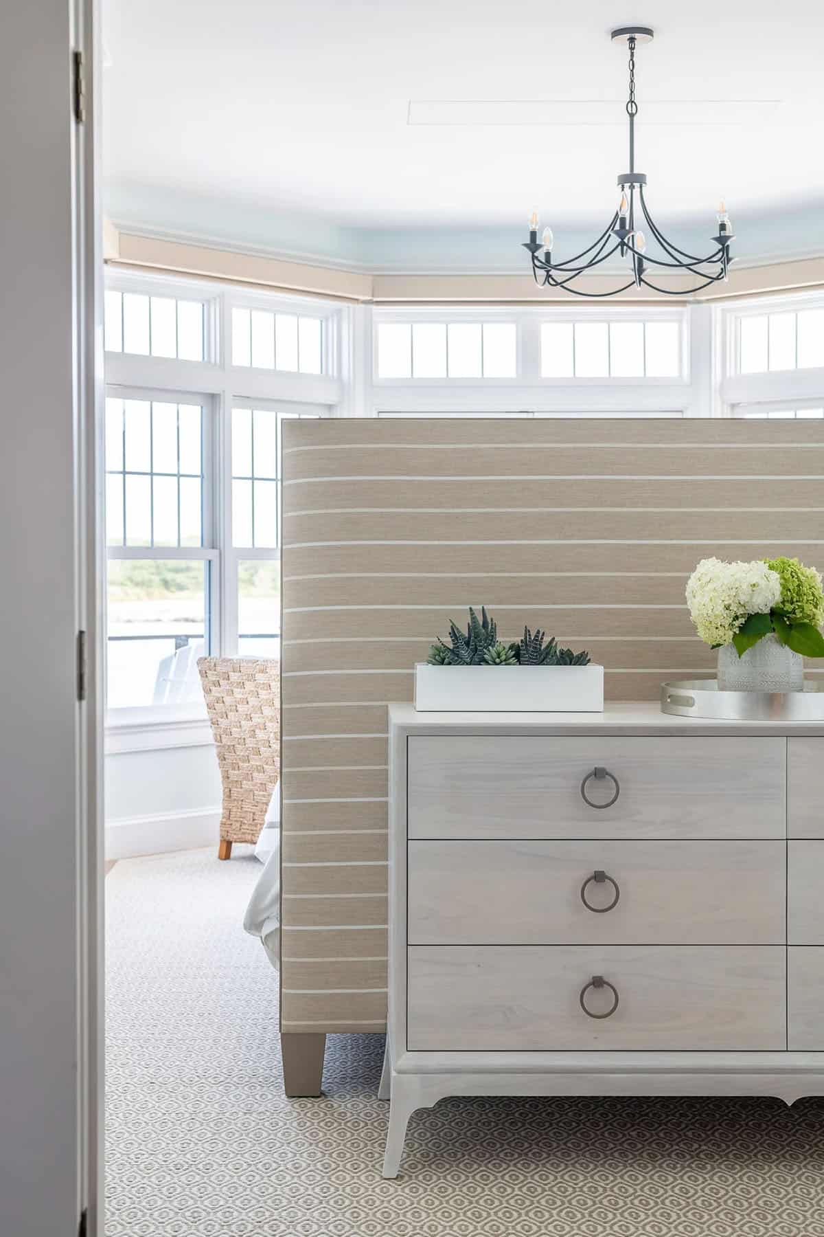 beach style bedroom