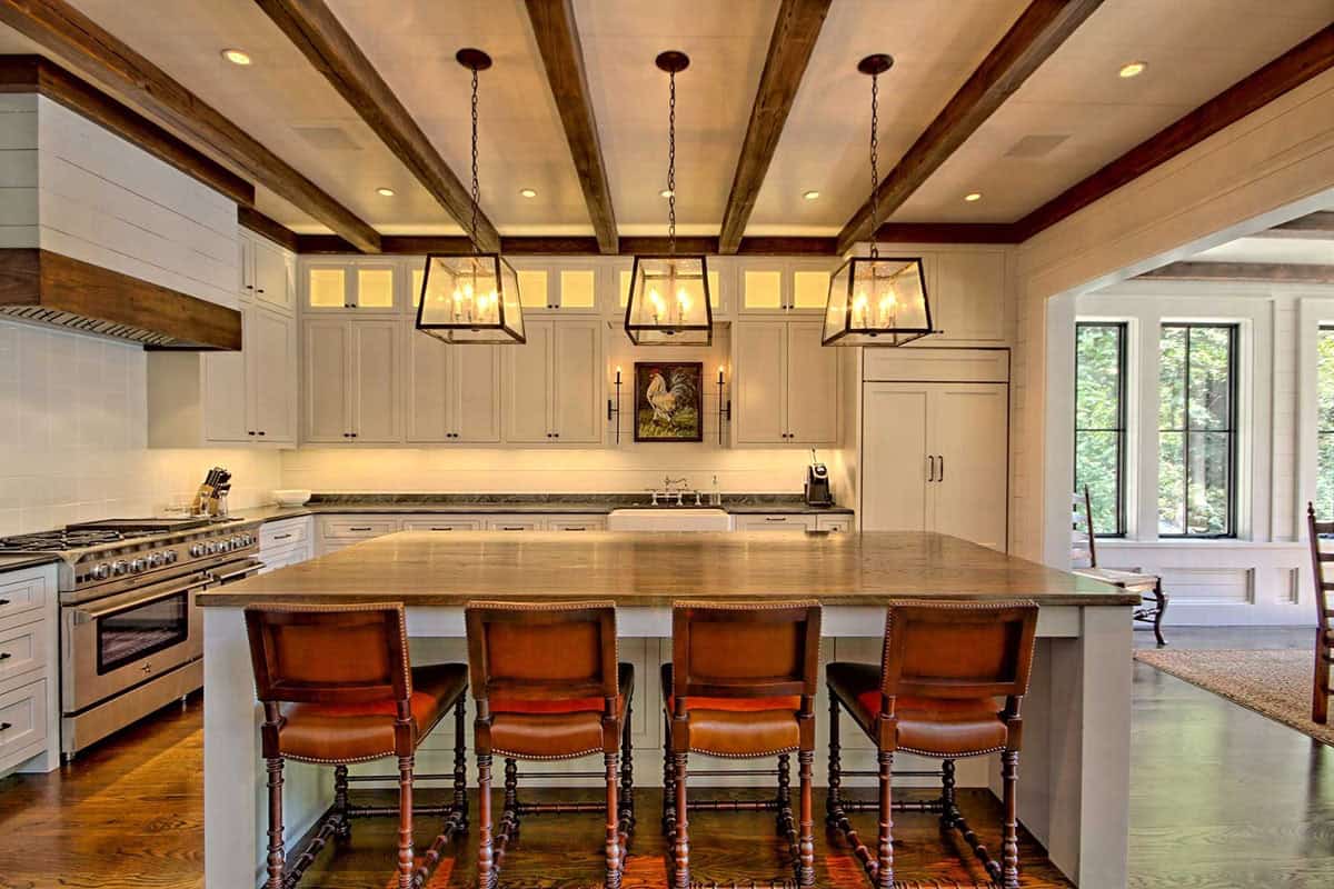 farmhouse style kitchen