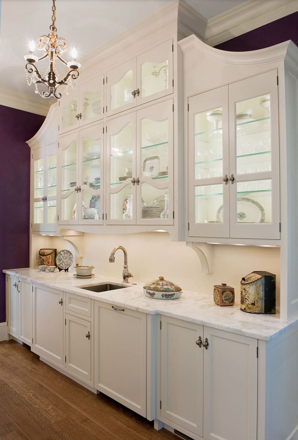 traditional style kitchen