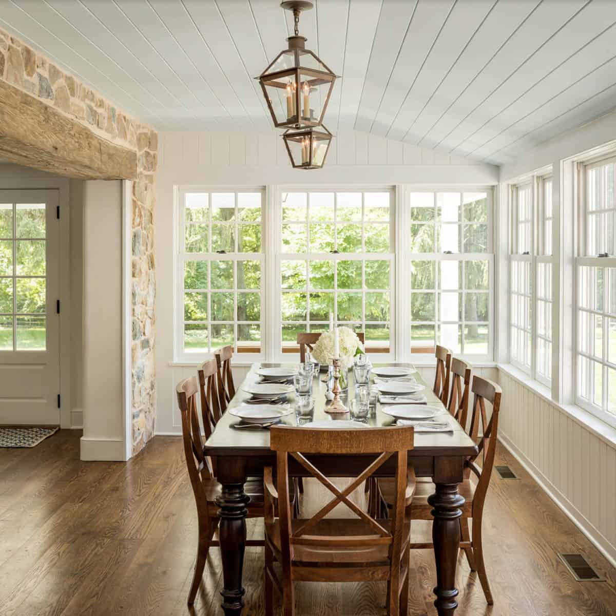 farmhouse style dining room