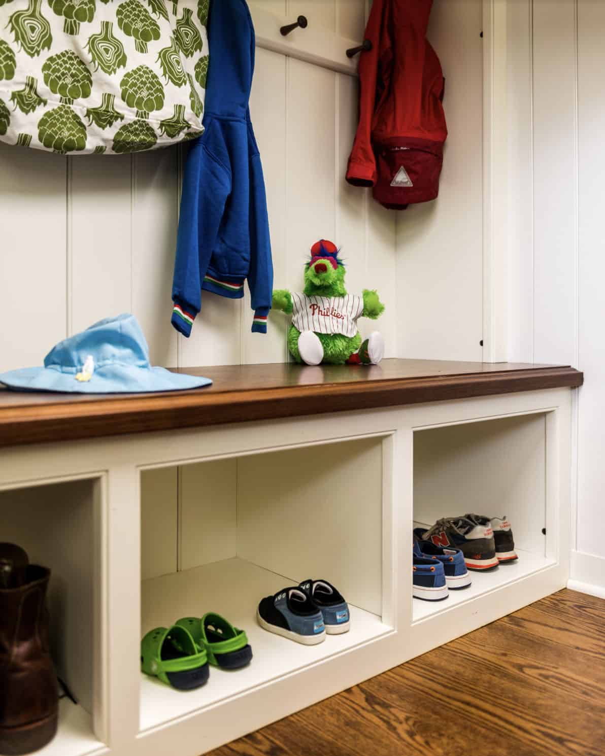 farmhouse style mudroom entry