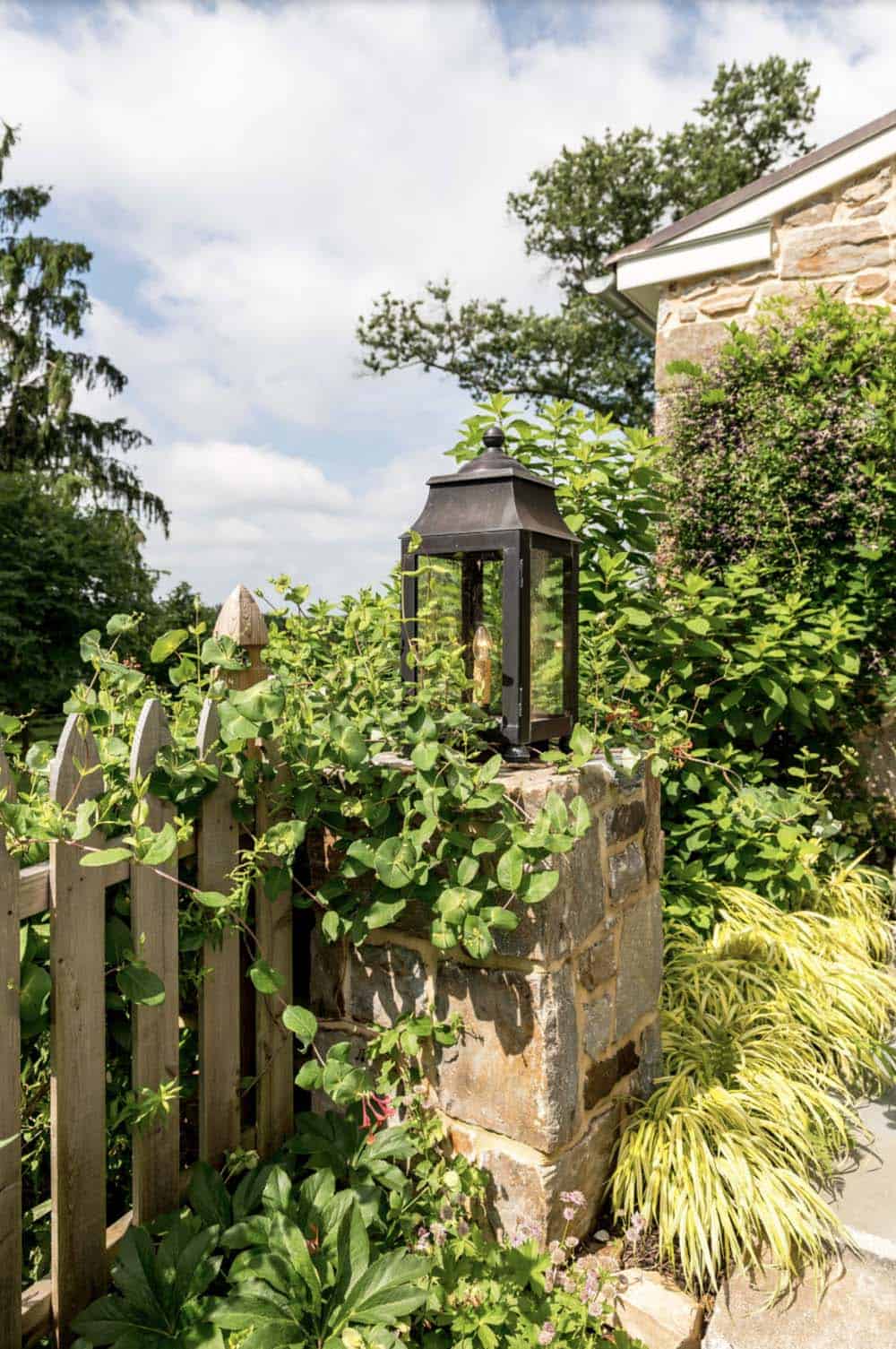 historic farmhouse home exterior landscape