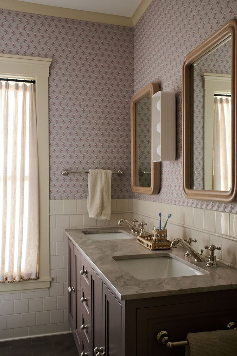 contemporary bathroom with a vanity