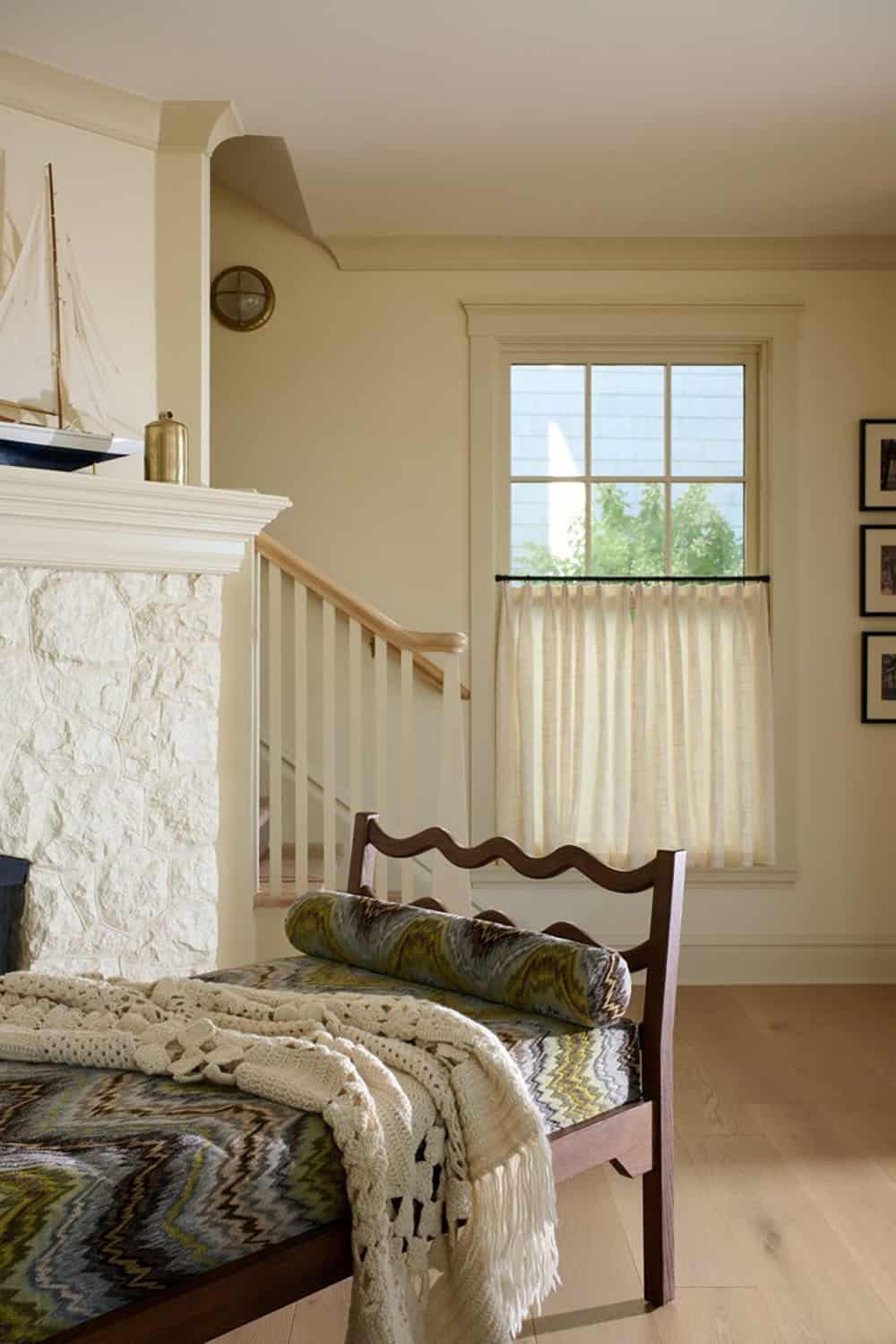 contemporary fireplace with a bench seat