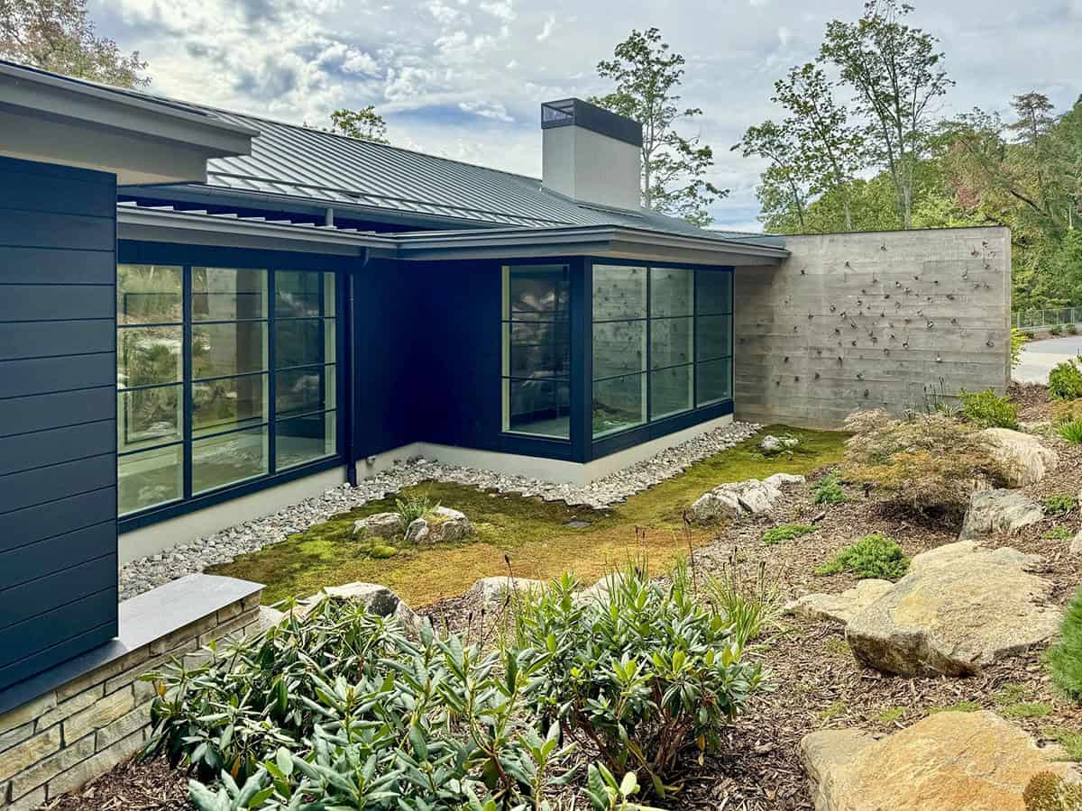 Japanese-inspired mountain house exterior