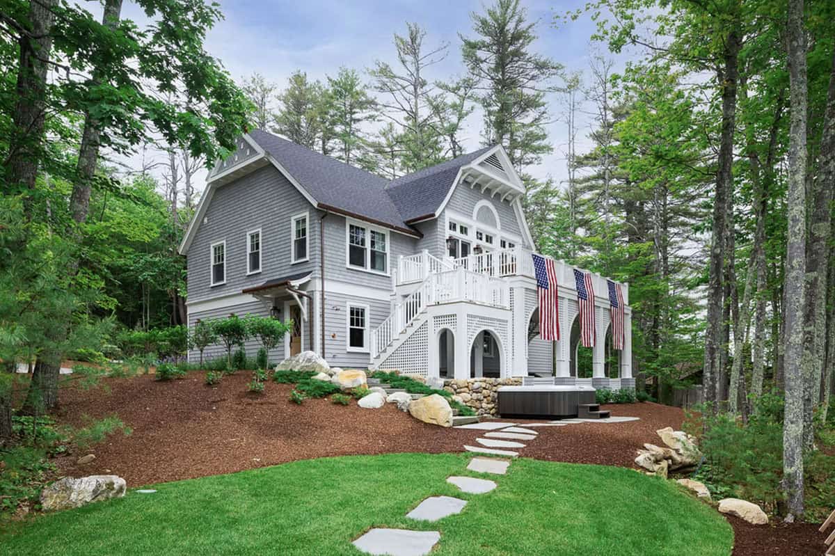 cottage style lake house exterior