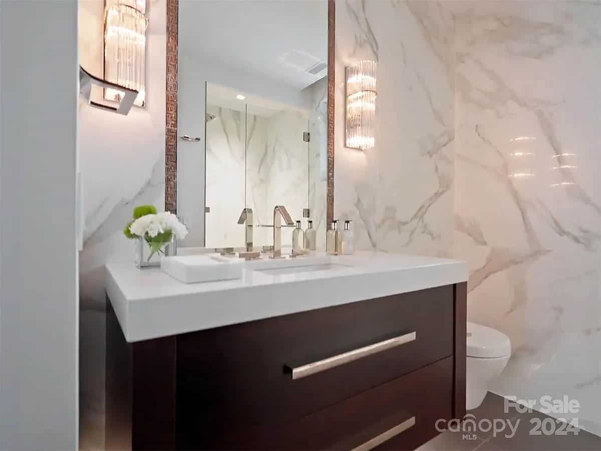 contemporary bathroom