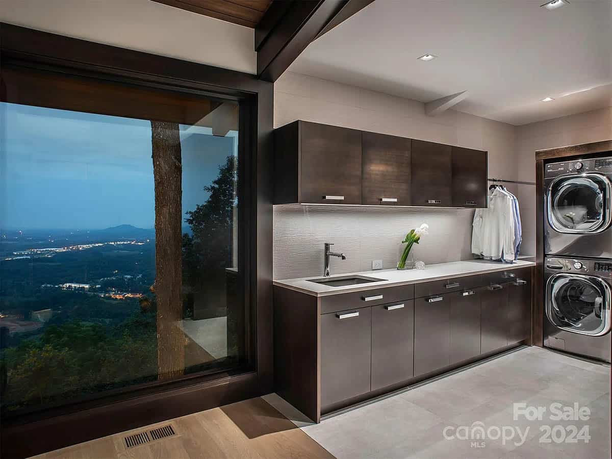 contemporary laundry room