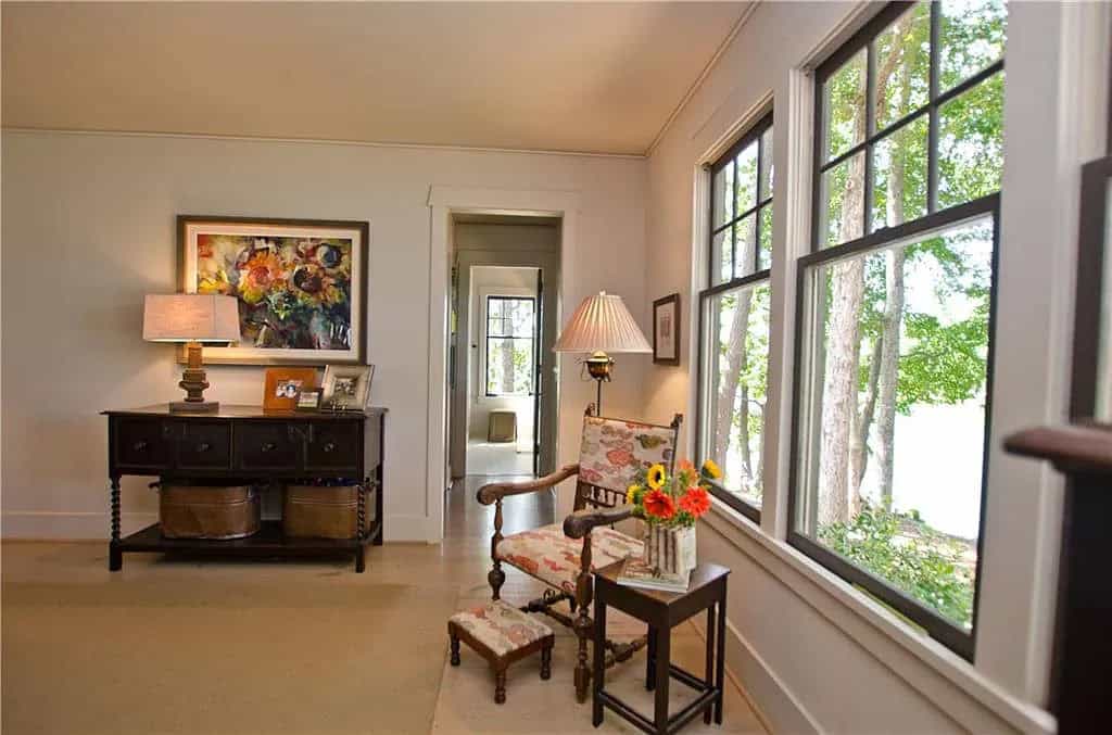 transitional style bedroom