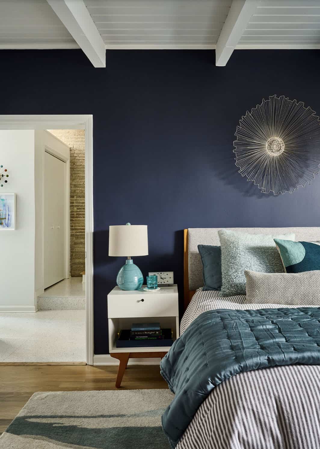 Midcentury bedroom