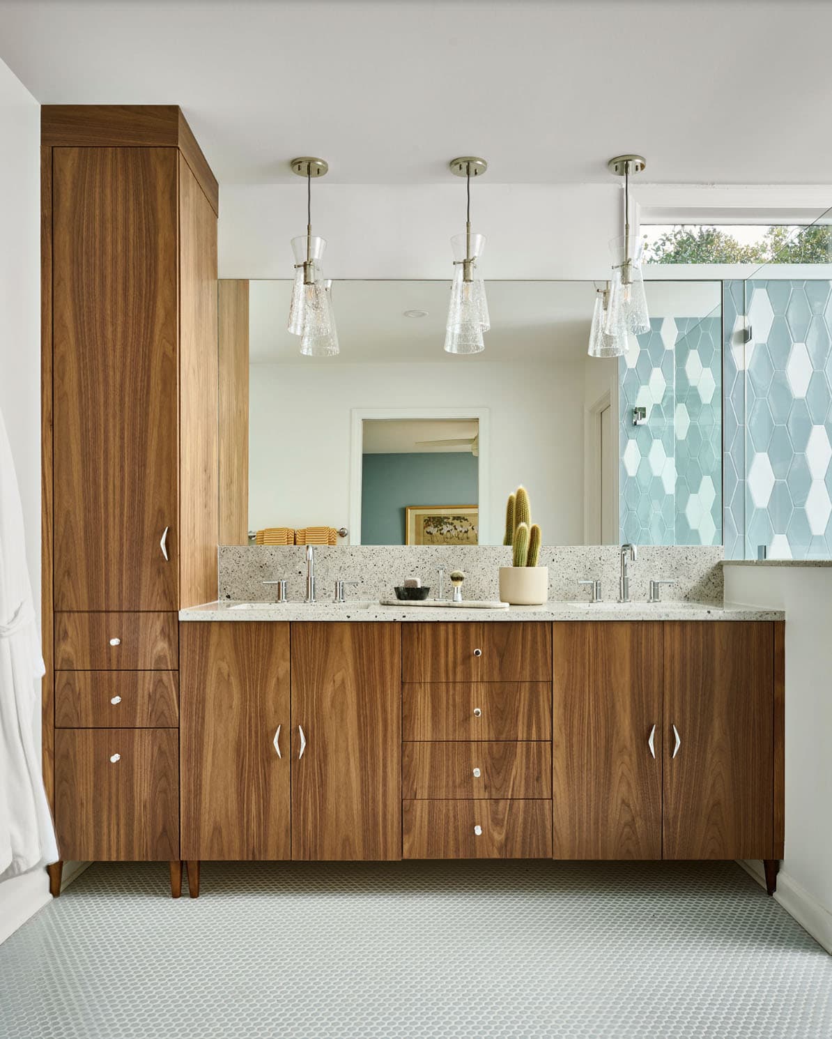Midcentury bathroom vanity