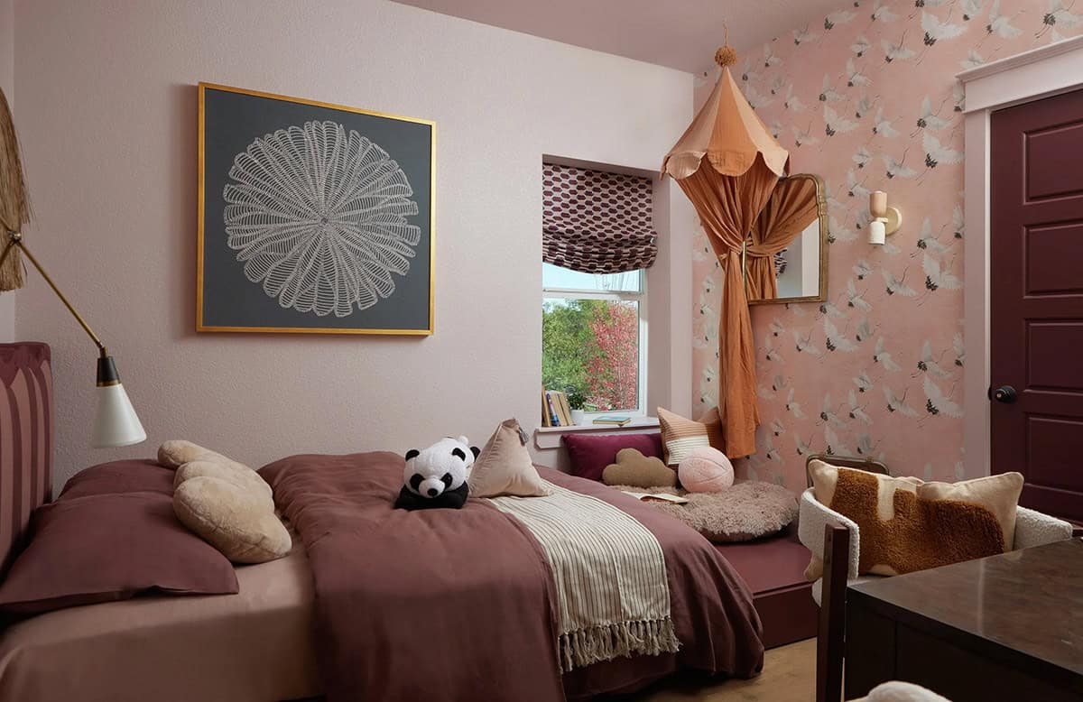 Transitional Kids Bedroom