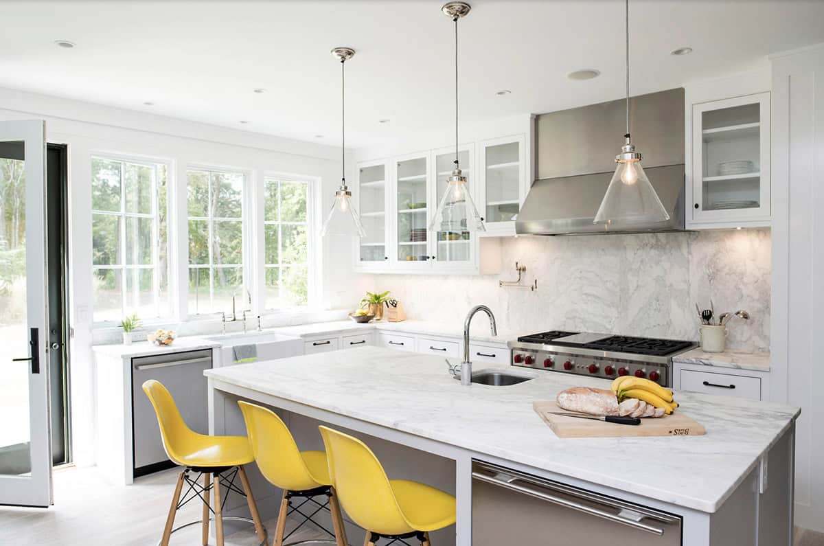modern farmhouse style kitchen