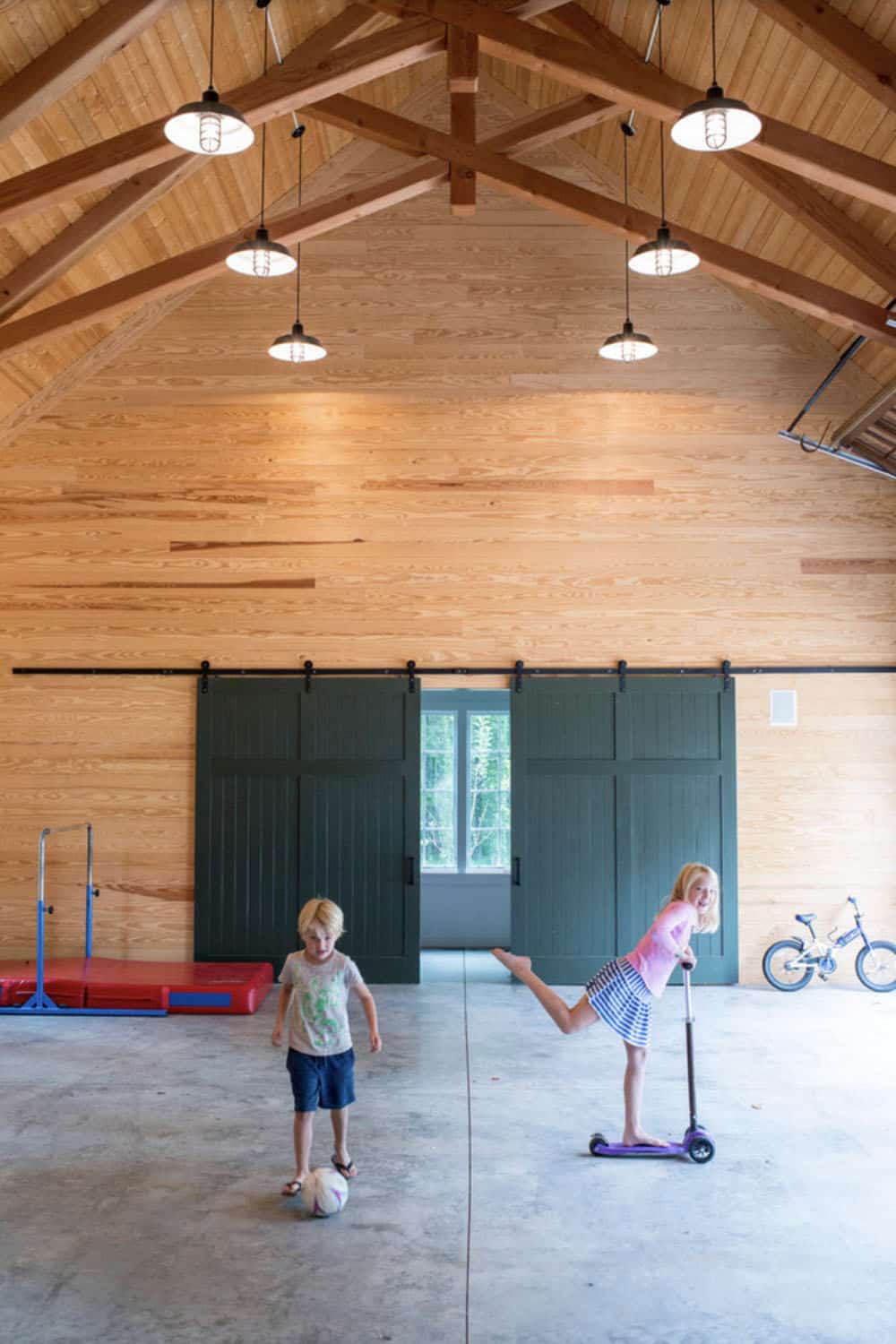 modern farmhouse style garage