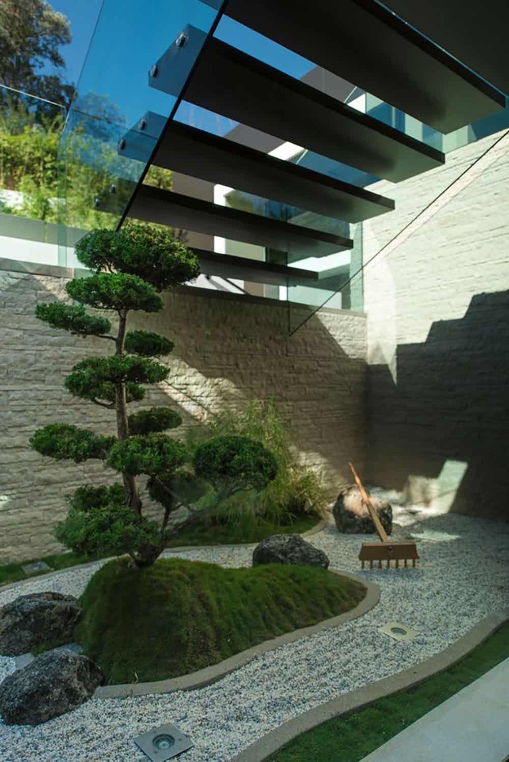modern home exterior patio