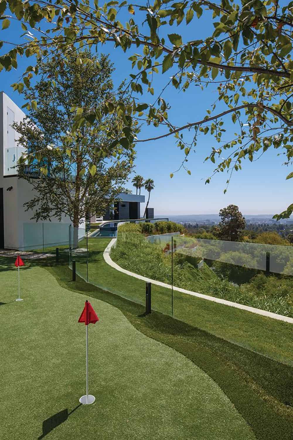 modern home exterior landscaping