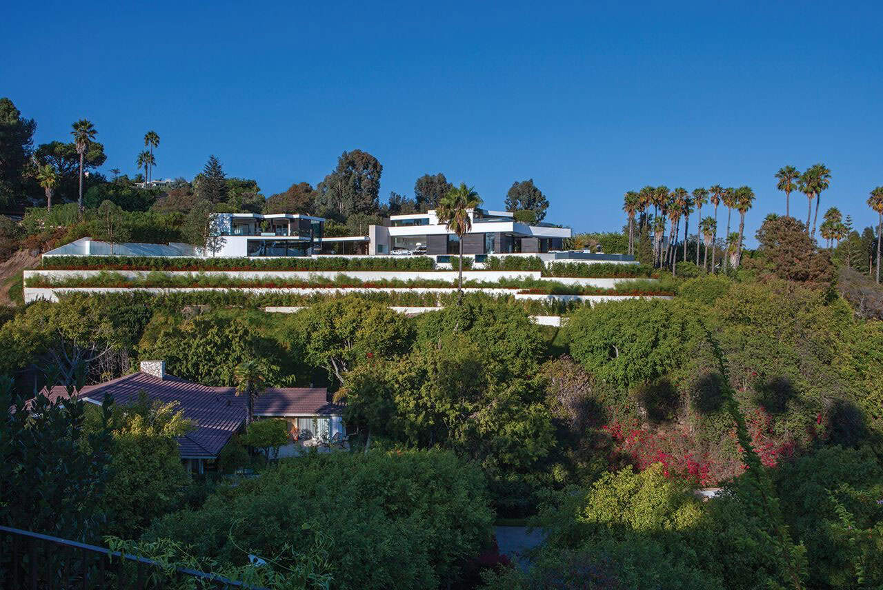 modern home exterior landscaping