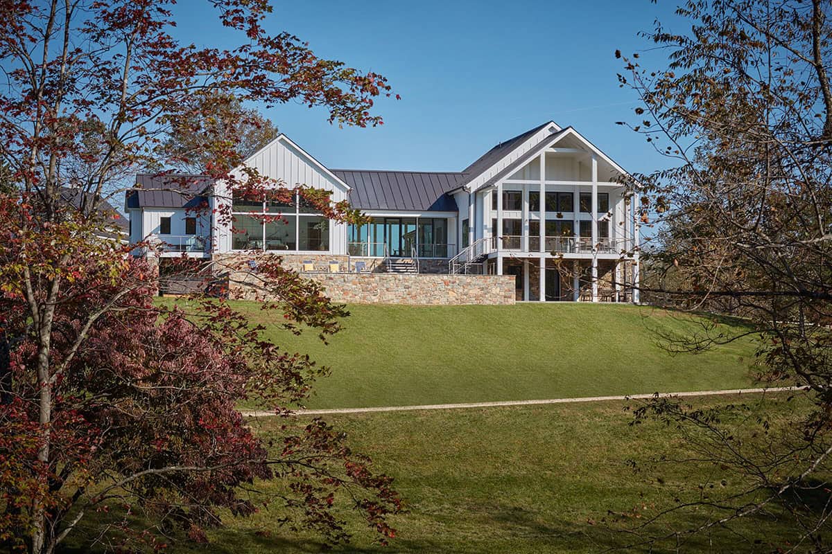 modern farmhouse exterior