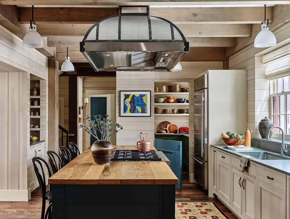 farmhouse style kitchen