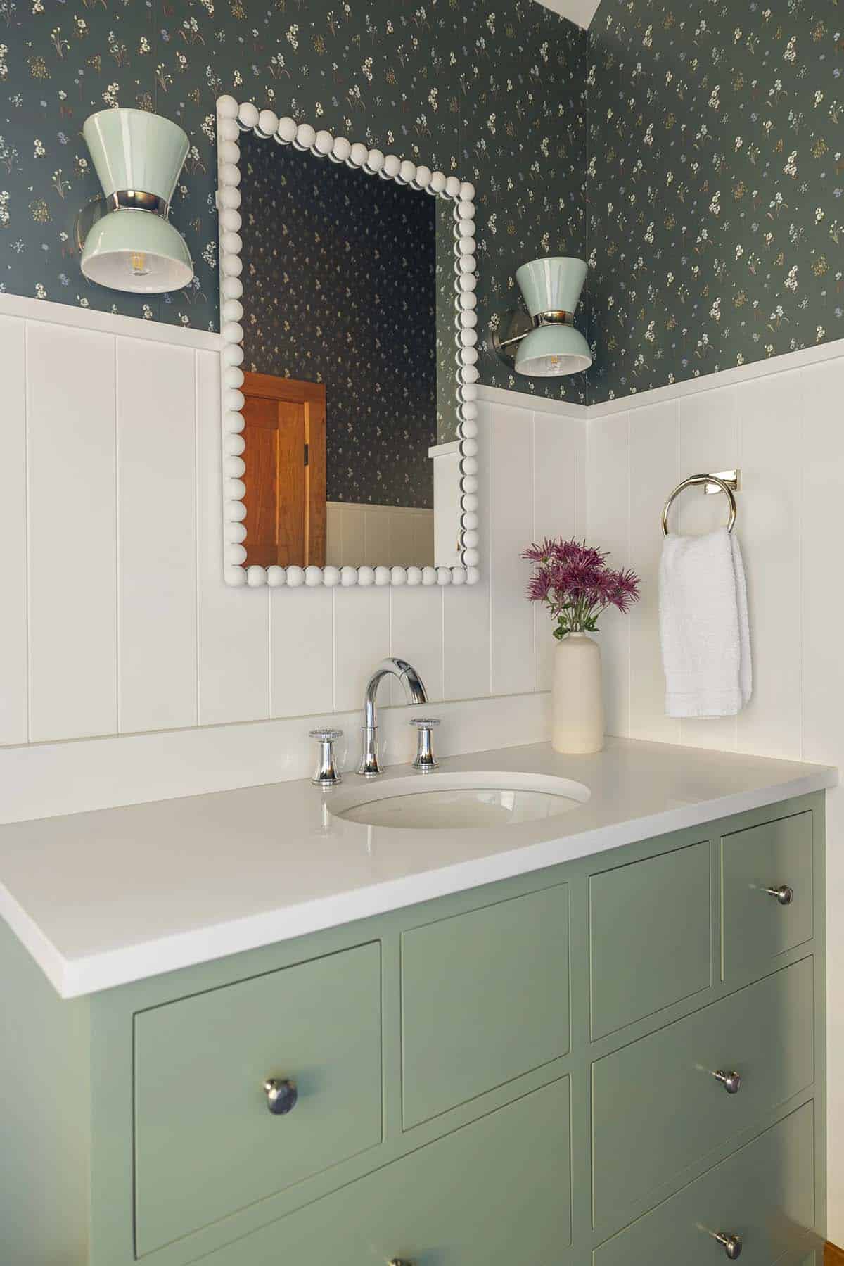 modern rustic bathroom