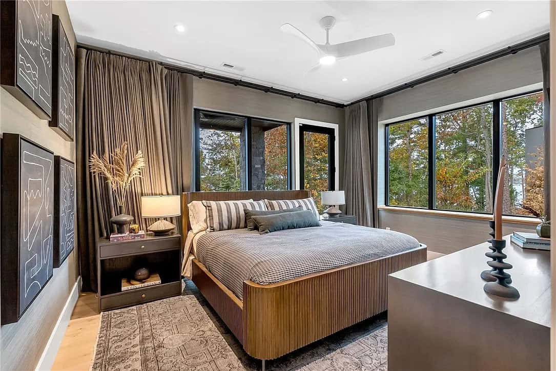 contemporary bedroom