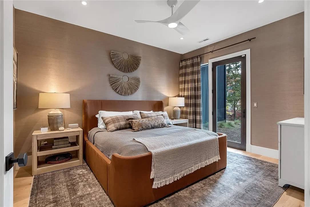 contemporary bedroom